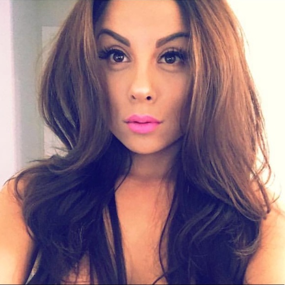 Meet your Posher, Sandra - Picture 1 of 1